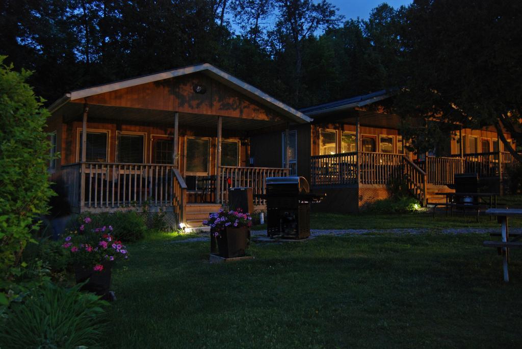 Ogopogo Resort Carnarvon Exterior photo