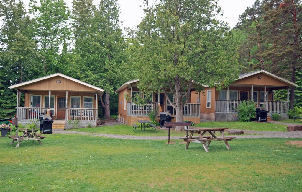 Ogopogo Resort Carnarvon Exterior photo