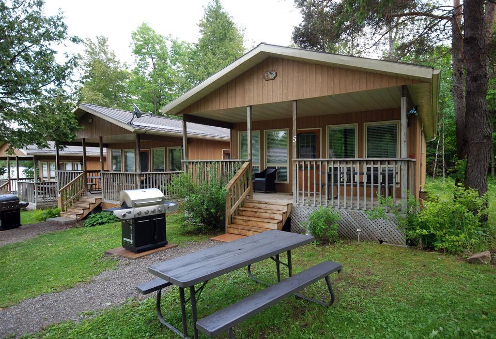 Ogopogo Resort Carnarvon Exterior photo